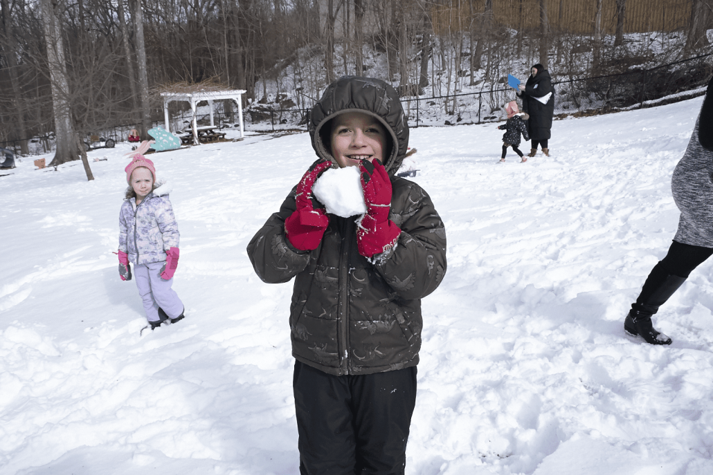 cadence_education_local_photos_campaign_984_southford_rd_middlebury_ct_06762_usa_children_outside_playing_among_playground_or_toys-02-09-2024-17081825600570.35805175118807364