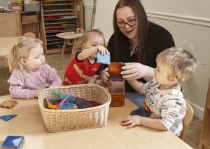 cadence_education_local_photos_campaign_984_southford_rd_middlebury_ct_06762_usa_group_of_children_playing_2-02-09-2024-17081826136790.8135361395577787