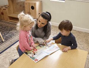 cadence_education_local_photos_campaign_984_southford_rd_middlebury_ct_06762_usa_group_of_children_playingreading-02-09-2024-17081824736700.00499119027537831