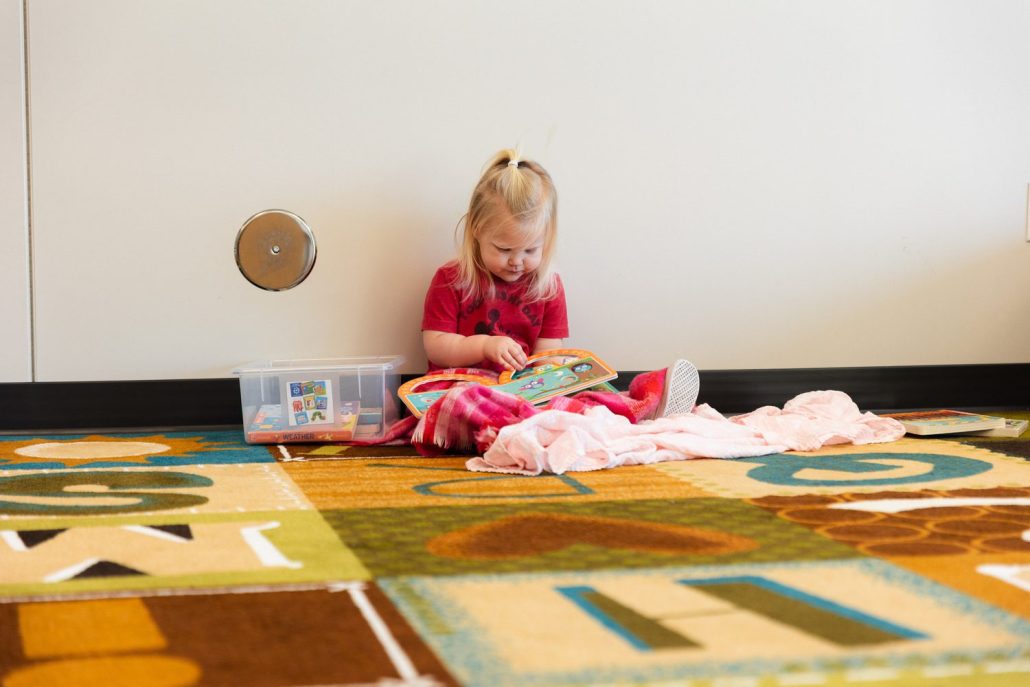 cadence_education_local_photos_campaign_5702_lachman_ave_ne_albertville_mn_55301_usa_child_reading-02-16-2024-17085323497920.5359299436850984