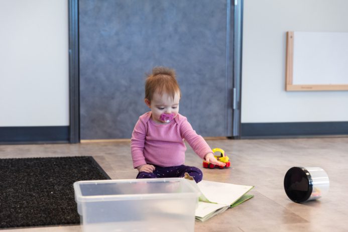 cadence_education_local_photos_campaign_5702_lachman_ave_ne_albertville_mn_55301_usa_child_reading-02-16-2024-17085323505480.6475035593509806