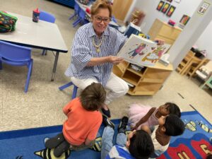 children listening to storytime at cadence academy preschool 453 pond