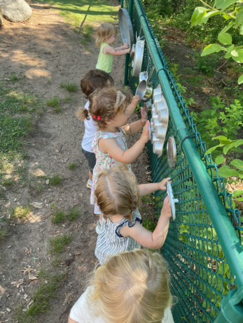 miniapple-international-montessori-school-oakdale-minnesota-hands-on-activities-learning (7)
