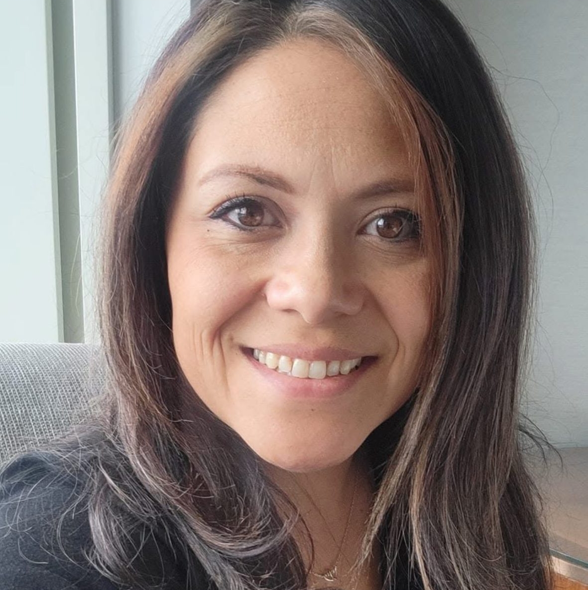 Mishele Holmboe
