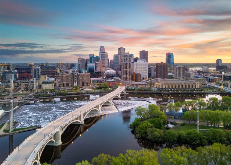 Cadence Education Honors Two Greater Minneapolis-St. Paul Educators for Over 30 Years of Service with School Dedications Minnieapolis Skyline